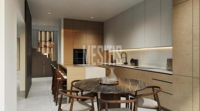 detachedHouse-5eda84f8-6bcb-4fa9-ab91-d8a5e9e1cebe_Wtr.jpg
