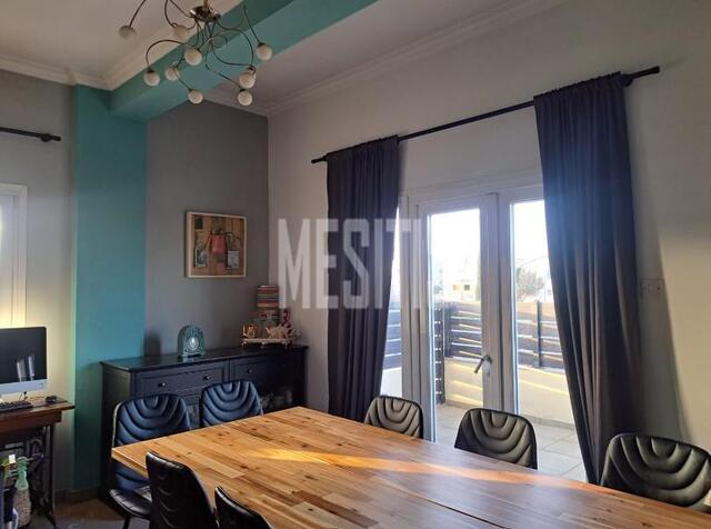 apartment-250bcddf-e455-42ac-bdac-7af3aecf930e_Wtr.jpg