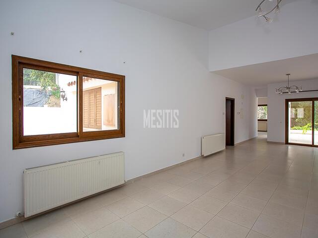 4 Bedroom House for Sale in Moniatis, Limassol – photo 2
