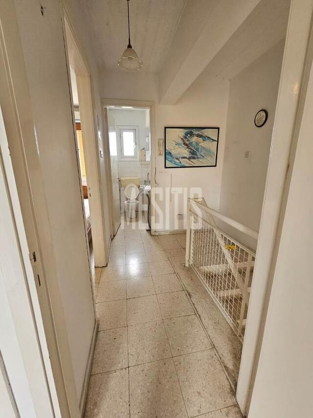 detachedHouse-e2d42646-12bf-484d-9a56-904056f6d449_Wtr.jpg