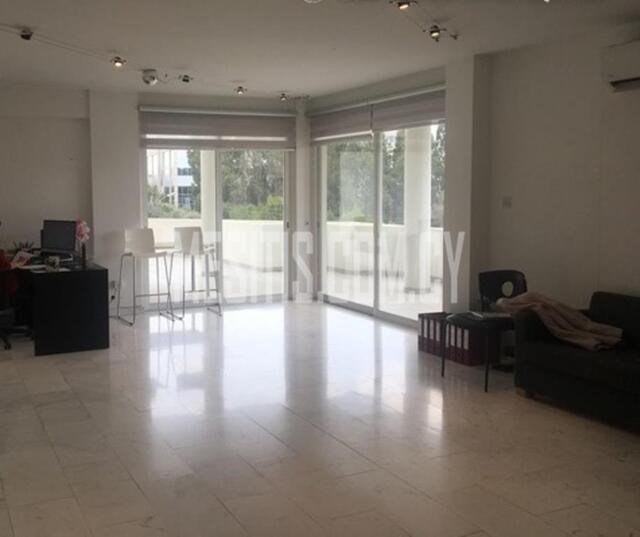 apartment-9da576d9-3ca7-46c5-b350-e3f6c2b6c836_Wtr.jpeg