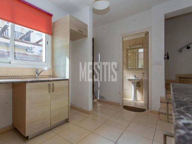 detachedHouse-8ca21580-eb8d-4370-9fa6-57f25fc3a45c_Wtr.jpg