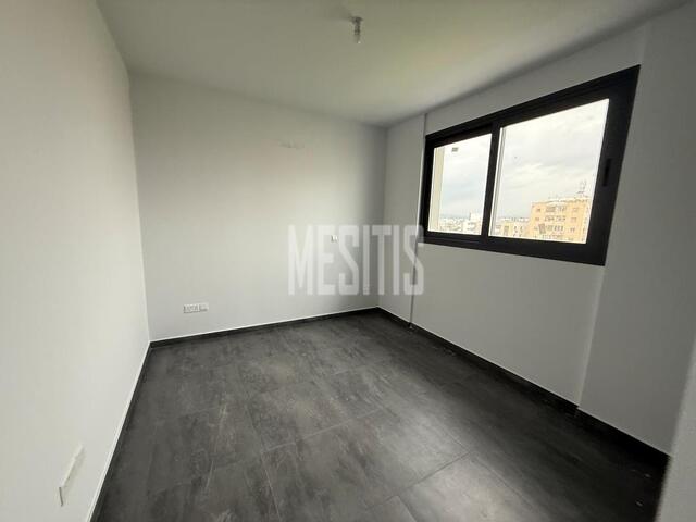 apartment-8e0de71d-edfc-46fa-bb25-6d0f0f9ceeea_Wtr.jpg