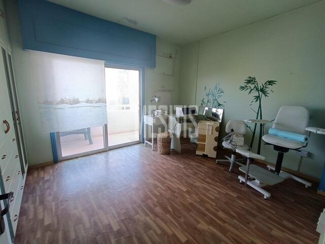 apartment-d0f9a7a5-a9e8-4fa0-adbd-fa000d4f7313_Wtr.jpeg