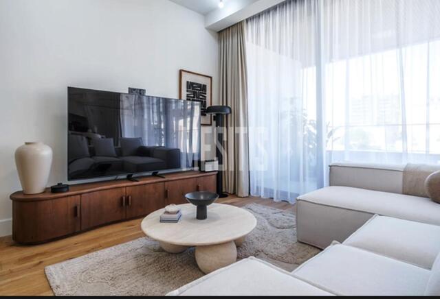 apartment-ee5d32d4-82a3-4246-8e55-9ea18ac929e3_Wtr.jpg