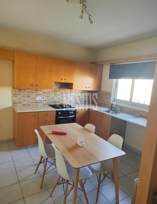 apartment-7948cea0-2620-4084-87a9-2e02df40b310_Wtr.jpg