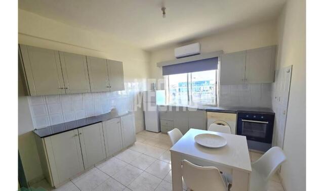 apartment-82bbfc6a-fc4a-4f0e-a326-2eaf0766f126_Wtr.jpg