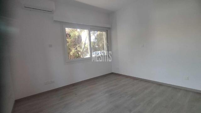 apartment-d22ff370-5905-4e31-a766-b173ed7cabad_Wtr.jpg