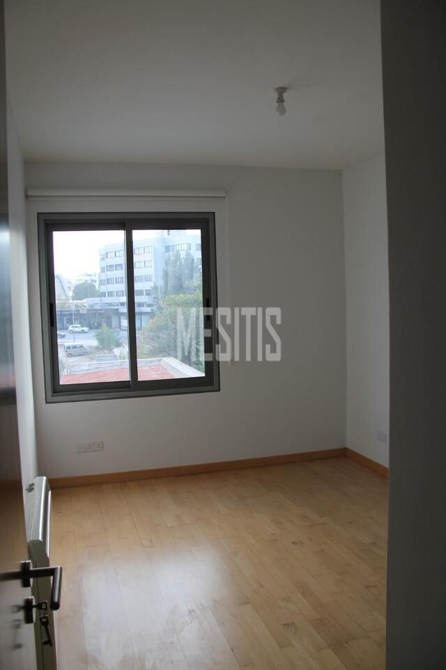 apartment-c12f422b-ef92-40ee-9d41-e2bb282ae740_Wtr.jpeg
