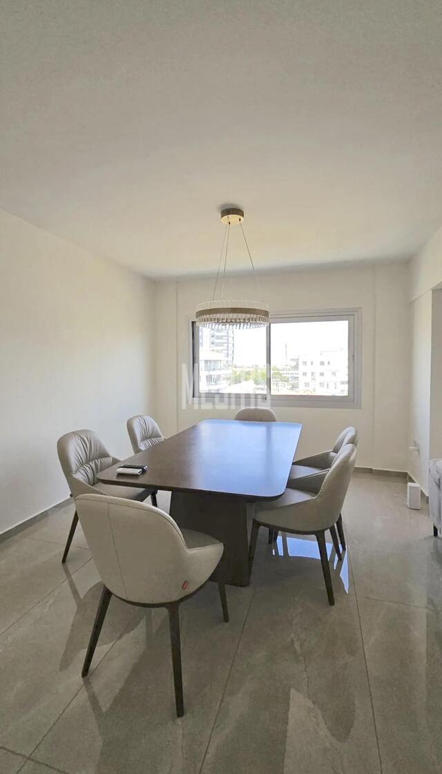 apartment-d49f2f75-020a-4deb-a291-4ac786fe54b2_Wtr.jpg