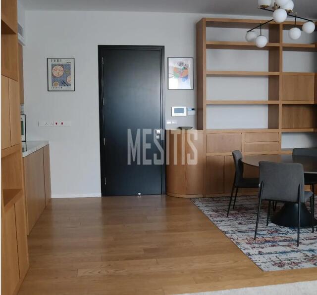 apartment-12ddc2fd-9dc5-4c0e-b8aa-96a33c70b70e_Wtr.jpg