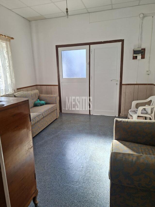 detachedHouse-e3e992aa-a0a3-4984-9710-de5a3e066540_Wtr.jpg