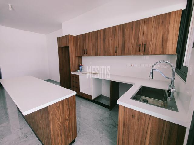 apartment-386cd103-06af-413f-85dc-b68df9123463_Wtr.jpg