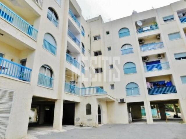 apartment-df60d599-57e8-4f28-b0e3-3739a76c2f6a_Wtr.jpeg