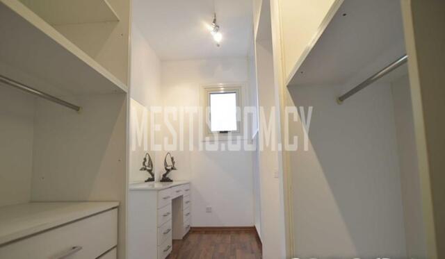 apartment-e2548da9-0148-4c0a-a7f0-0ddad3616ac8_Wtr.jpg