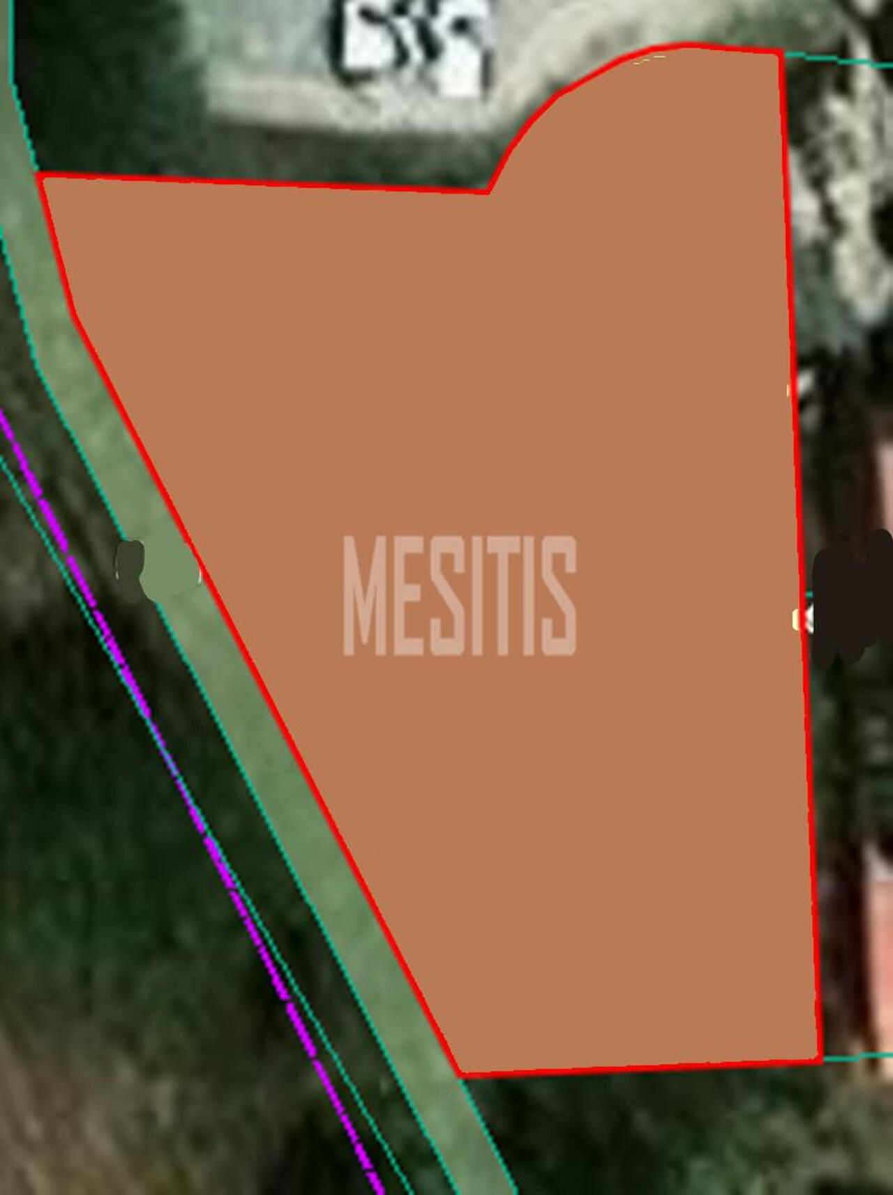 plot-9db6d336-8cc9-4b43-9521-07b51b5594e4_Wtr.jpg