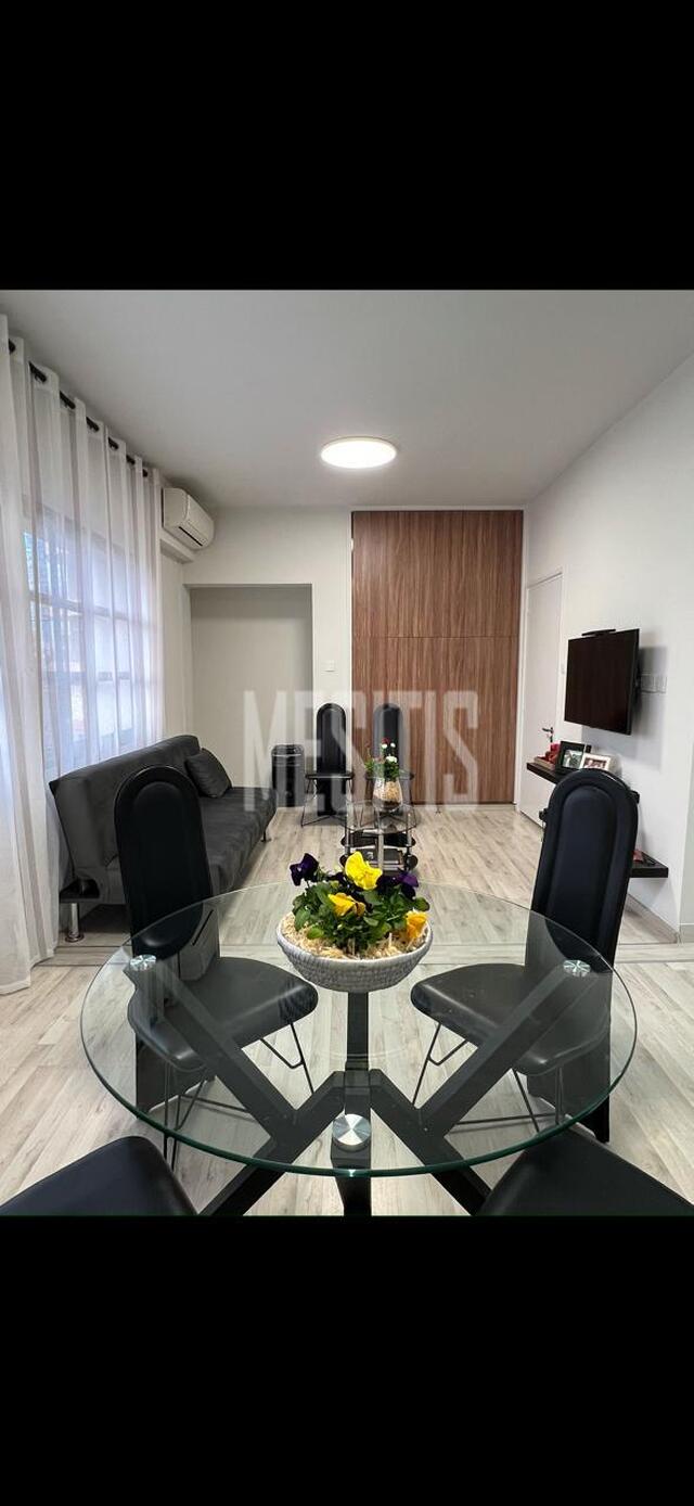 apartment-a6549527-e6bd-4514-8b8a-3dce45938267_Wtr.jpeg