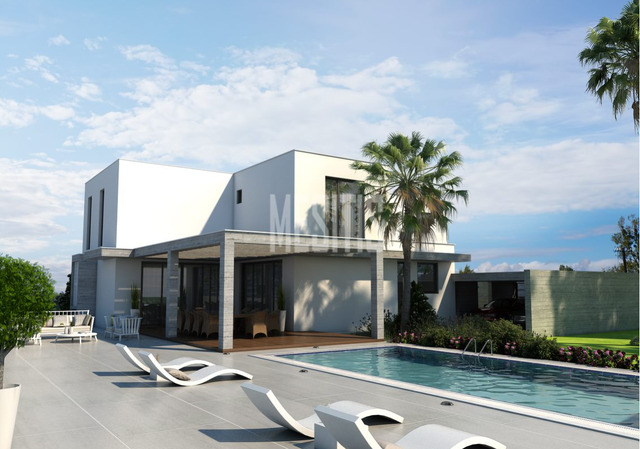 detachedHouse-2fafce5b-162b-4e7b-a1db-45b2b19e0467_Wtr.png