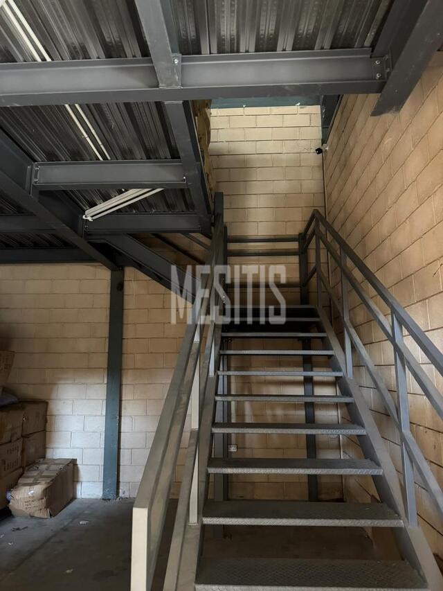 warehouse-3fbc25e3-8155-46c7-b485-a2c7a41662eb_Wtr.jpg