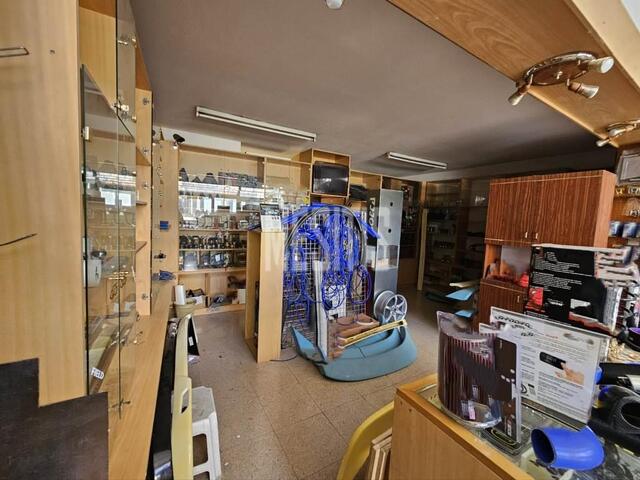 Shop with basement for Rent Agios Dometios – photo 3