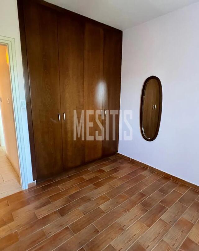 apartment-f146cd4d-8497-4548-b14f-b0f9bd52f470_Wtr.jpg