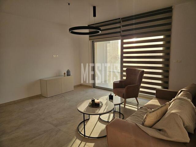 apartment-bb36ef81-0a63-4719-a71b-0c51ab94bbf3_Wtr.jpeg
