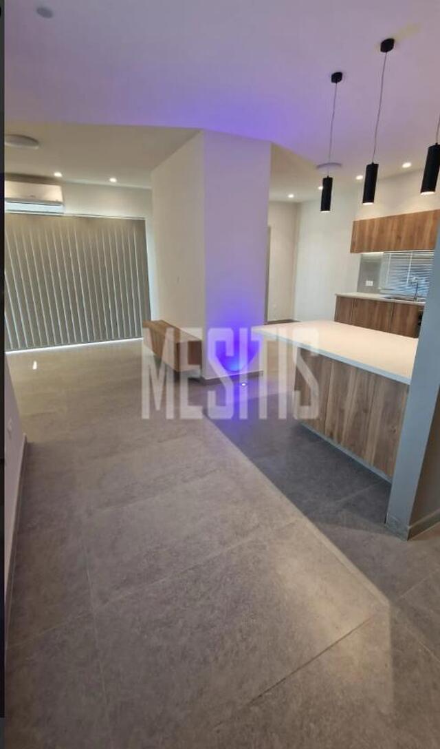 apartment-5aacf234-bc94-4bc4-ad4f-54adcd519464_Wtr.jpg