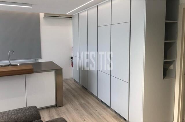 apartment-c47774ec-4aef-4581-9dd8-c34c55daf1e8_Wtr.jpg