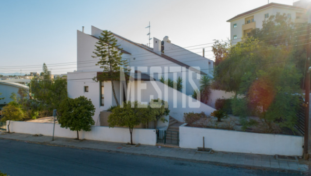 detachedHouse-faf8ce45-2a2c-472c-af09-8778019475f6_Wtr.png