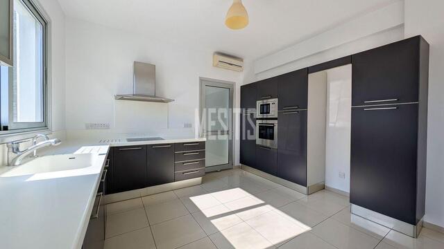 4 Bedroom House with Attic for Sale in Lakatamia, Nicosia – photo 3