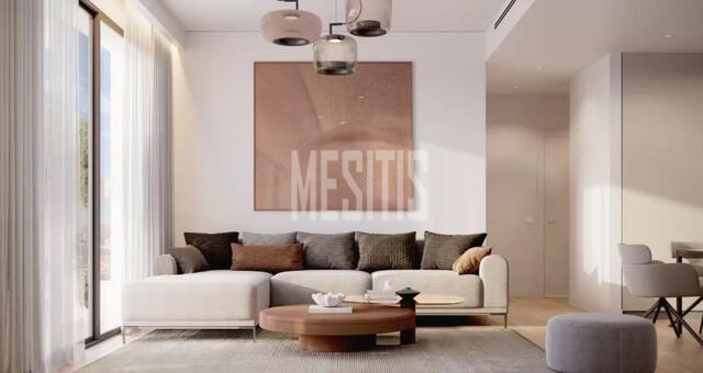 apartment-42442efe-aaf7-4a0a-966c-d46093b7d2a7_Wtr.jpg