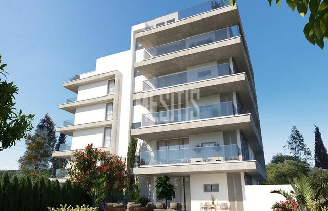 apartment-b47c9eaf-83d4-40cd-a349-e509dc6f132a_Wtr.jpeg