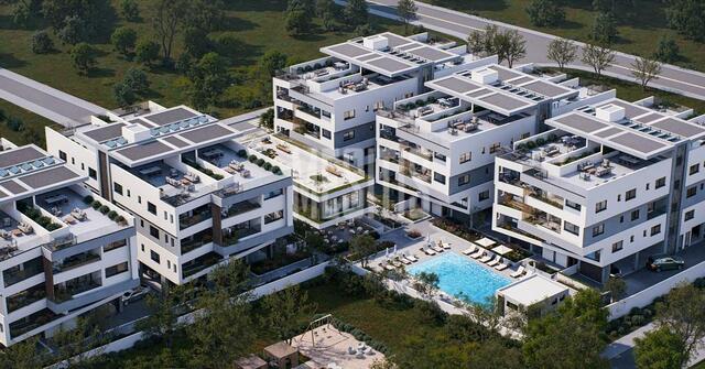 apartment-8a89ab77-298a-4675-828b-fa0d25d2ed86_Wtr.jpg