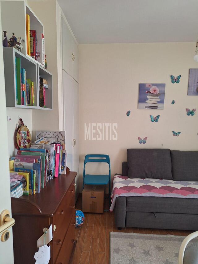 apartment-a48ea5ab-66fe-40d5-80cd-bfac20ae54f5_Wtr.jpg