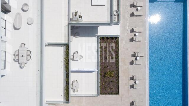 apartment-5953a97b-21a3-4a1d-bf33-8b3c55a04854_Wtr.jpeg