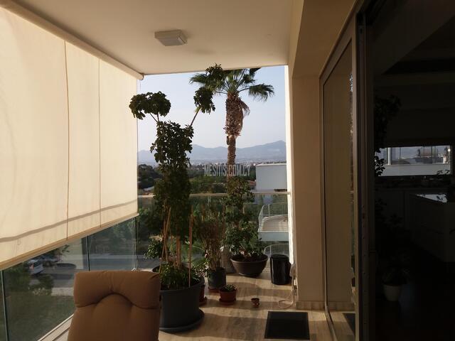 apartment-6dc16dd6-b2a7-4934-ae46-3b205b5831e3_Wtr.jpeg