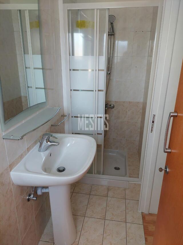 apartment-1ebdf6fb-301b-4b81-9222-337f2854c783_Wtr.jpeg