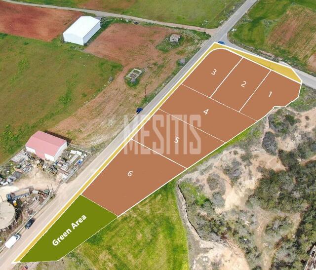 Residential Field with Planning Permit for Division into 6 Plots in Palaiometocho, Nicosia – photo 1