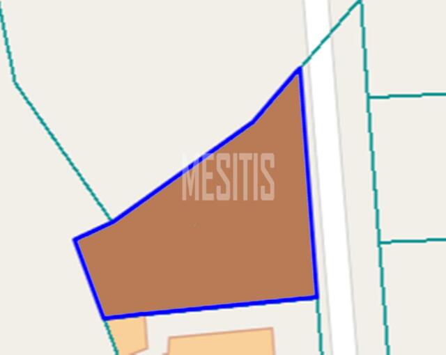 plot-32a98f46-ec48-4548-b123-f0086c3033f8_Wtr.jpg