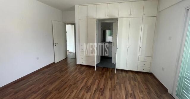 apartment-a1ab9781-97bb-4893-a7ce-c2ac6428fb97_Wtr.jpg