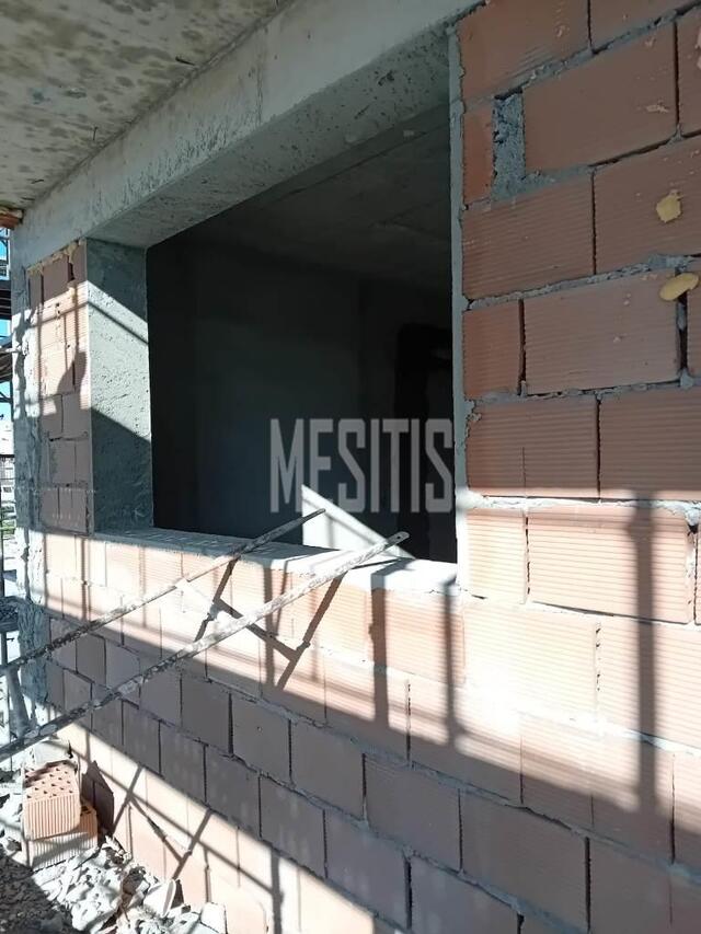 apartment-4939df40-004b-4780-a498-da1fd4c10c09_Wtr.jpeg