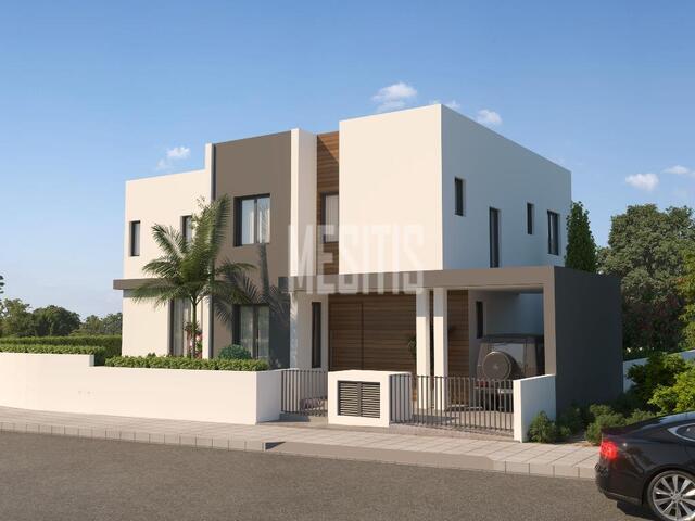 detachedHouse-8a025f9a-845b-4147-8bc5-818bfbd605e9_Wtr.jpeg