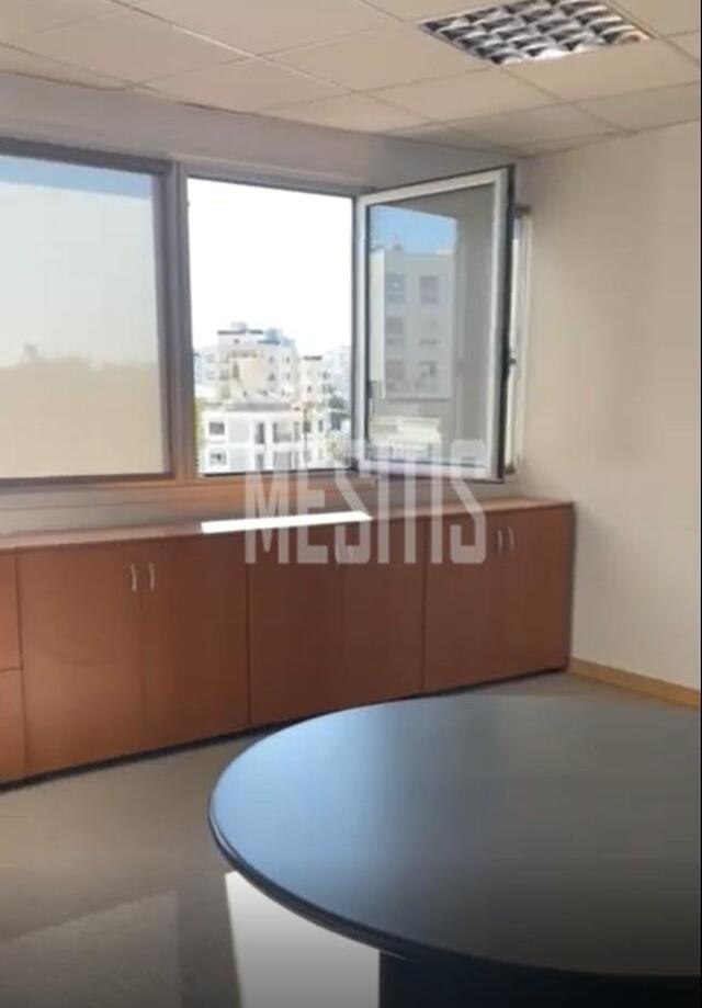 office-ebfc0c1a-b9d9-4d28-b426-27fd6e2c53b2_Wtr.jpg