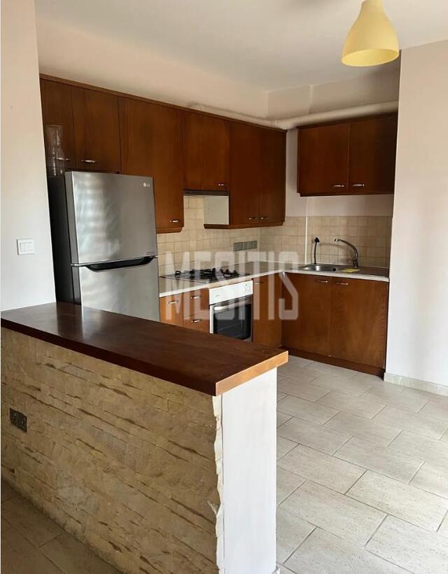 apartment-fd342c89-7aec-4f77-9a98-ba2657547cee_Wtr.jpg