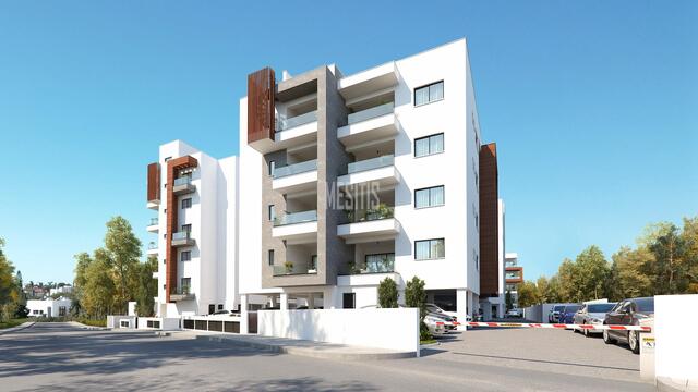 apartment-b9601ab6-6b2c-4867-a74e-e8e332924e24_Wtr.jpg