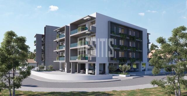 apartment-98b97fb6-6e2b-467f-bc44-4b26daeb7e89_Wtr.jpeg