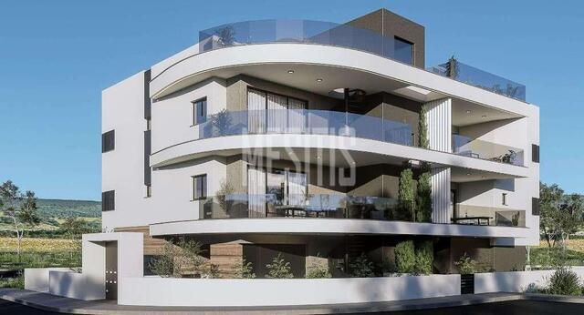apartment-af9873f0-e913-4da4-a719-dde1e1b6da46_Wtr.jpg