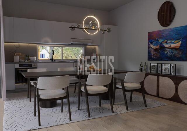 apartment-b11f5990-7e9c-4303-9c8b-afe0a4ce43a2_Wtr.jpg