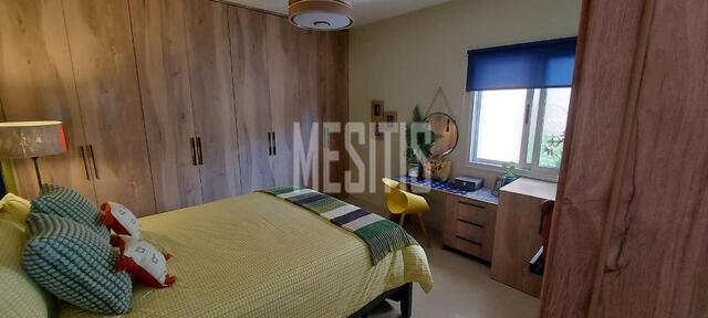apartment-33f24511-9520-447c-85f8-1a9d165ad55c_Wtr.jpeg
