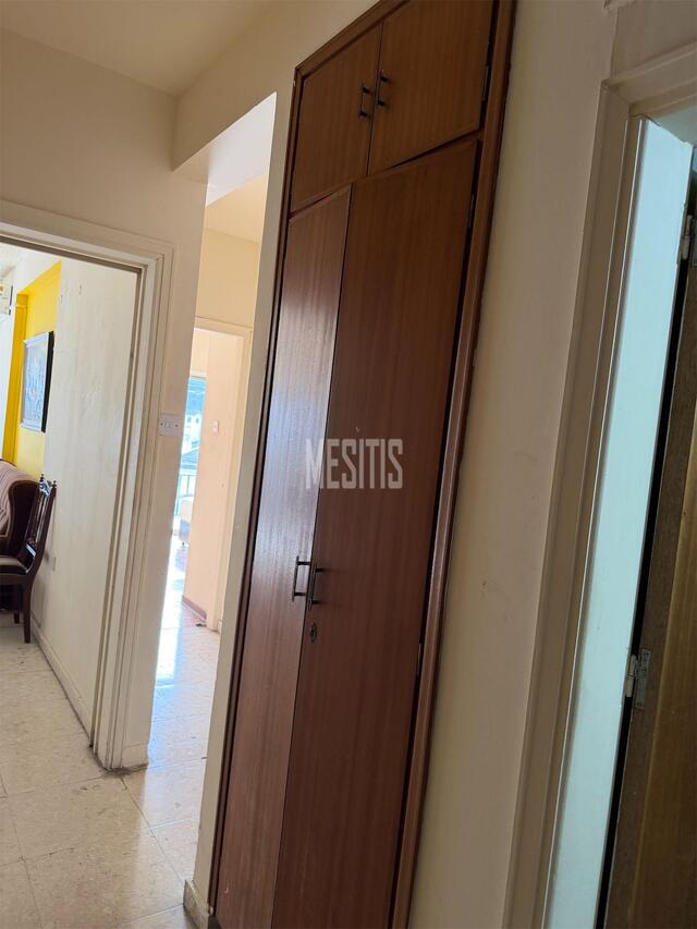 apartment-e26e3de8-f1c0-4d78-aaa5-fb4501264be7_Wtr.jpg